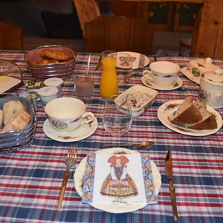 Affittacamere L'hadestal 3*